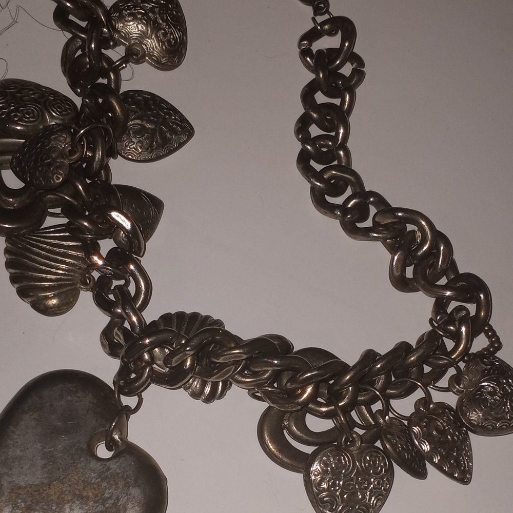 Hearty charm necklace